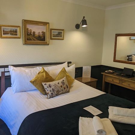 London Inn Saint Neot Zewnętrze zdjęcie
